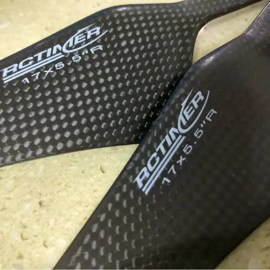 Hélices de Carbono para Drone - RacingTimer 17x5.5