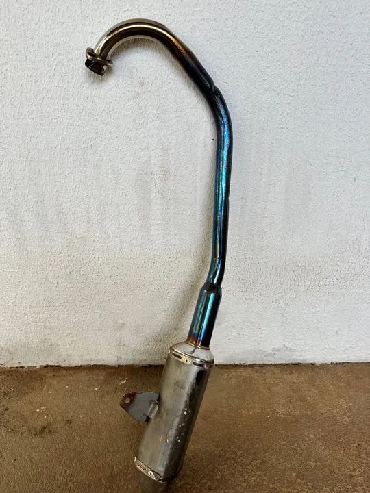 escapamento gemoto 160