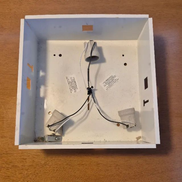 Luminária embutir para 3 lampadas 30cm² - Foto 3