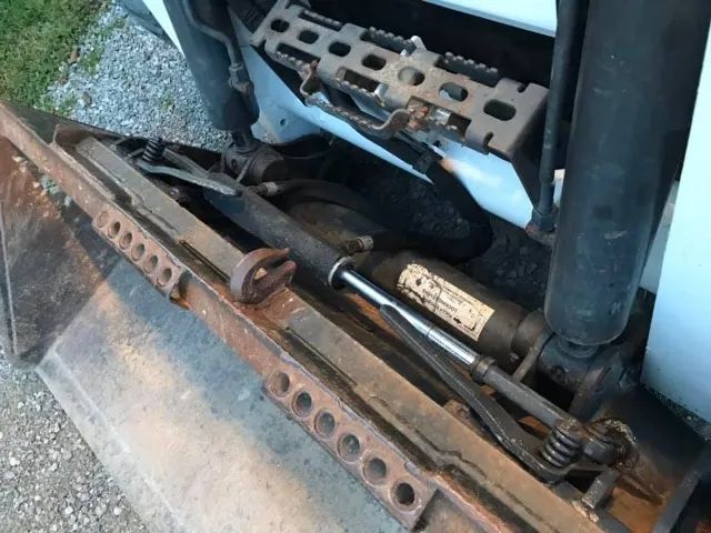 mini carregadeira bob cat s650 2015 - Foto 3