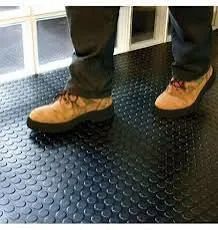 Piso de Borracha Antiderrapante - www.engemacrepisos.com.br - Foto 2