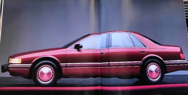 Livro Capa Dura comemorativo do centenário da Cadillac - Foto 4