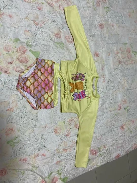 Biquíni Infantil de Sereia com Blusa de Manga Longa