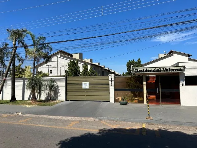 Sobrado não geminado em Condominio no Jardim América