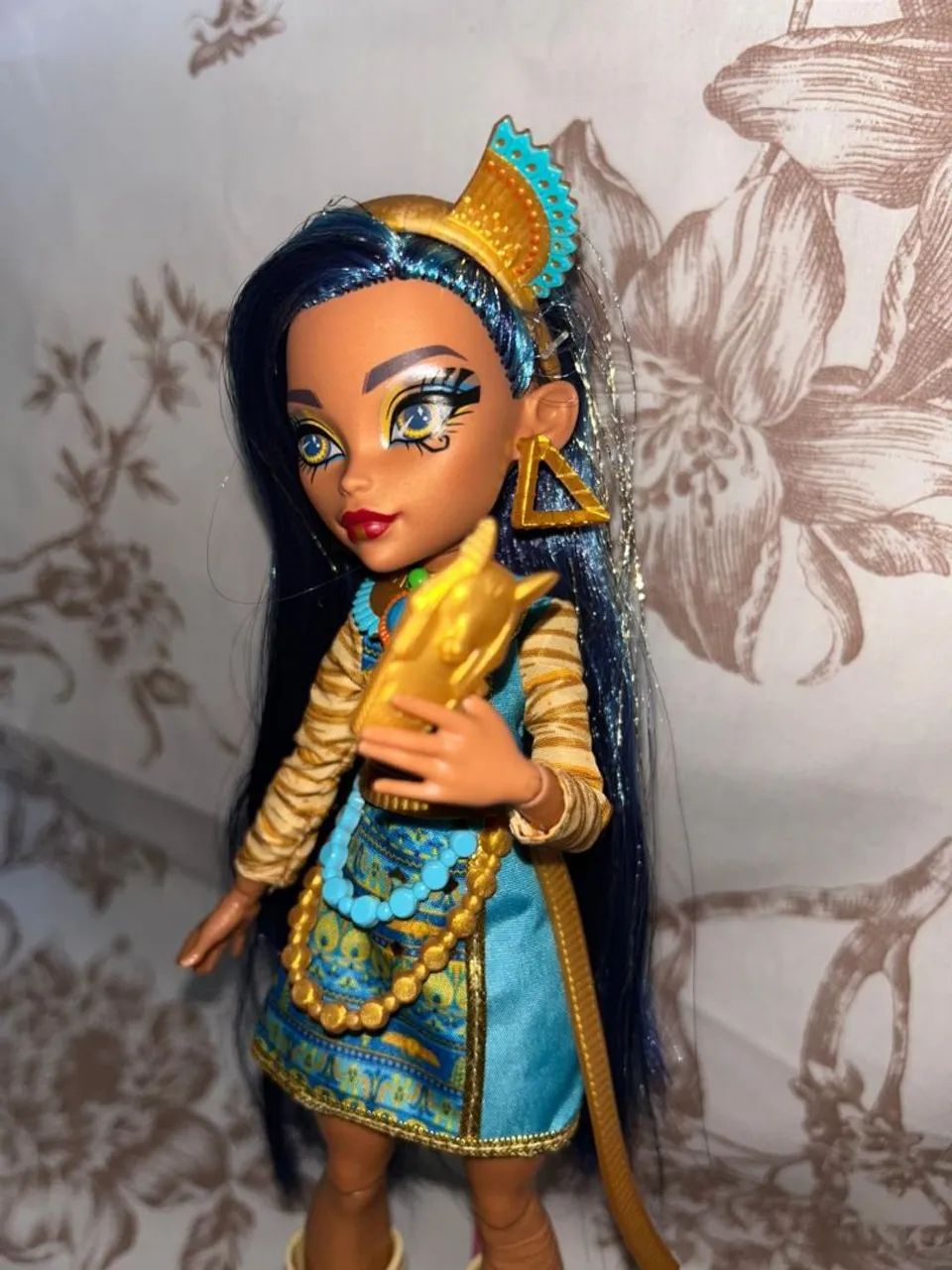 Boneca Monster High Cleo de Nile Básica 3° Geração  - Foto 3