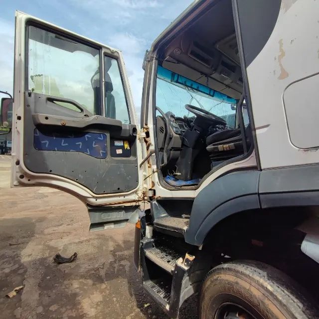 Cabine Iveco Stralis HD 570 2008/2009 - Foto 4