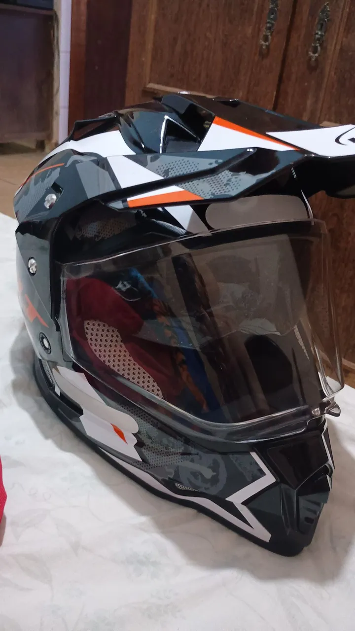 Capacete Motocross/On-Road - Design Moderno