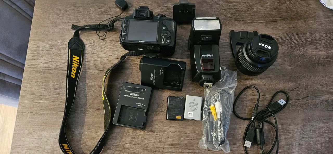 Câmeras Nikon d330 com Flash e Lente - Foto 4