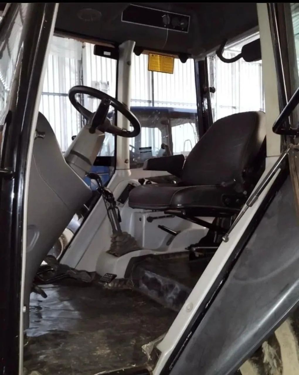Trator Valtra BM 125 11/11 - Parcele  - Foto 6