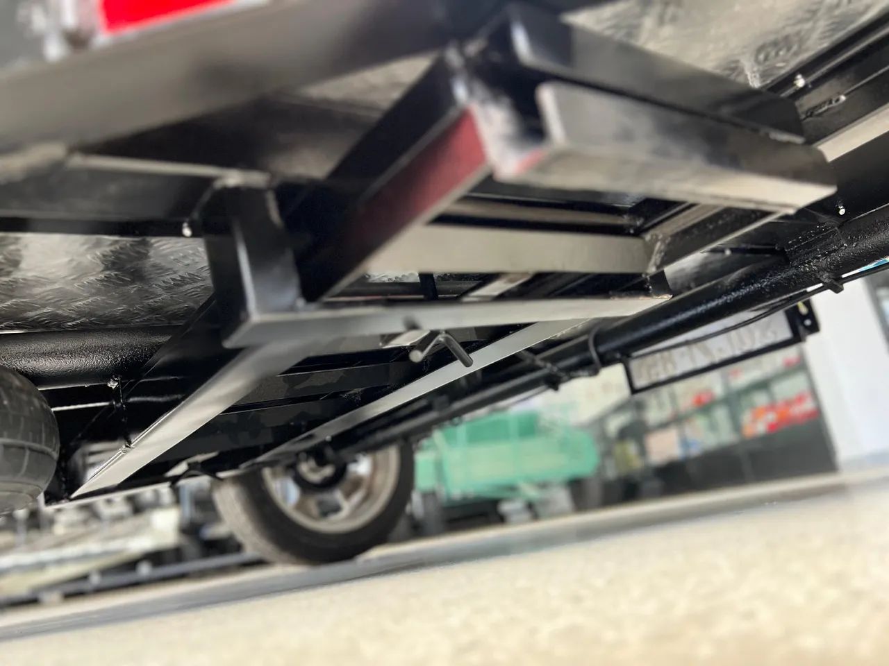 Carretinha completa c/ estepe e rodas aro 16  - Foto 4