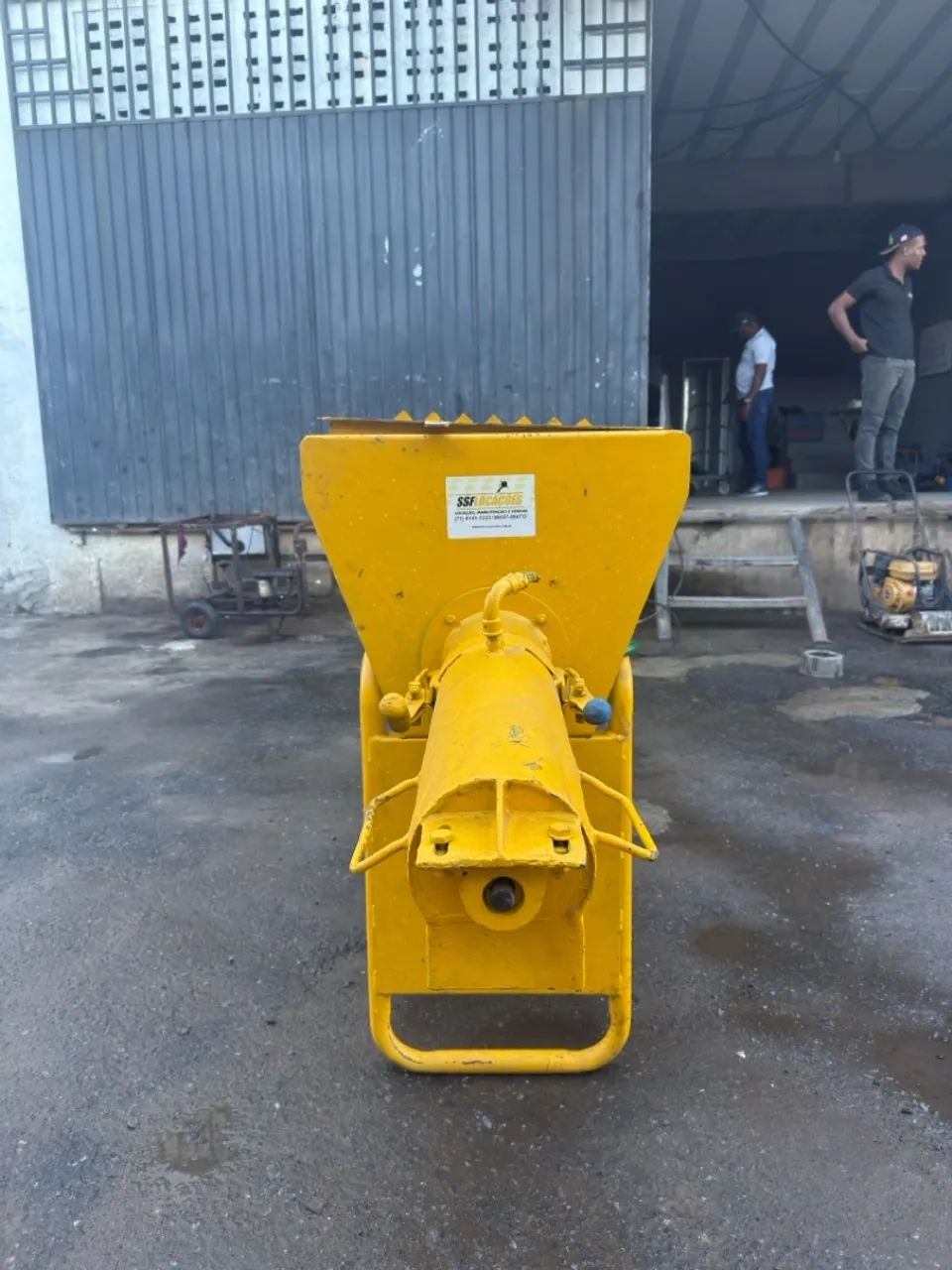 Argamassadeira mc45 Csm 220v trifásica  - Foto 3