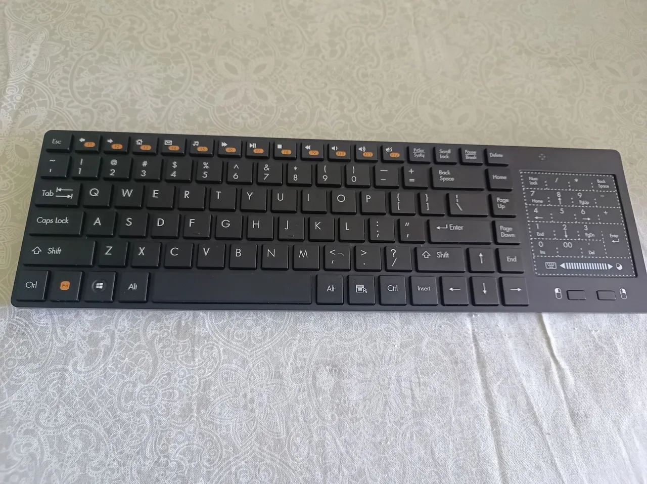 Teclado padrão americano bluetooth - Foto 2