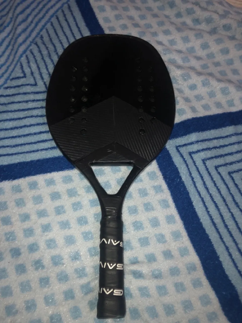 RAQUETE BEACH TENNIS PRETA CARBONO