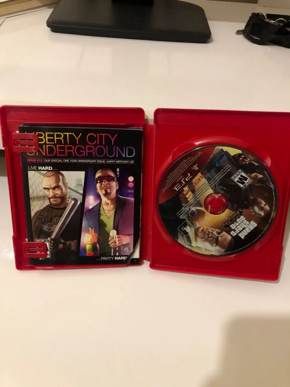 Grand Theft Auto: Episodes From Liberty City (PS3) - Greatest Hits - Foto 2