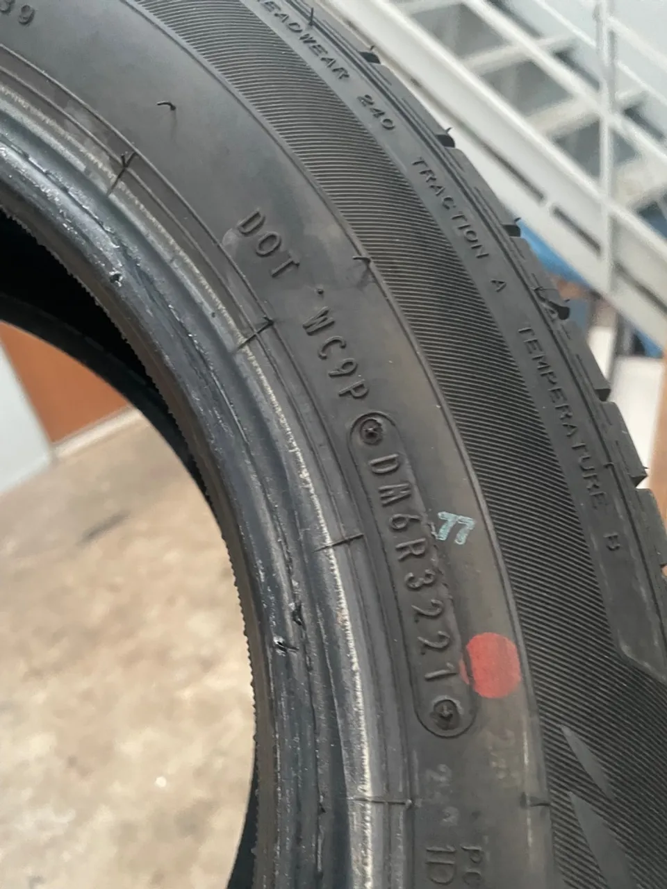PNEU DUNLOP 175/65R14 ENASAVE