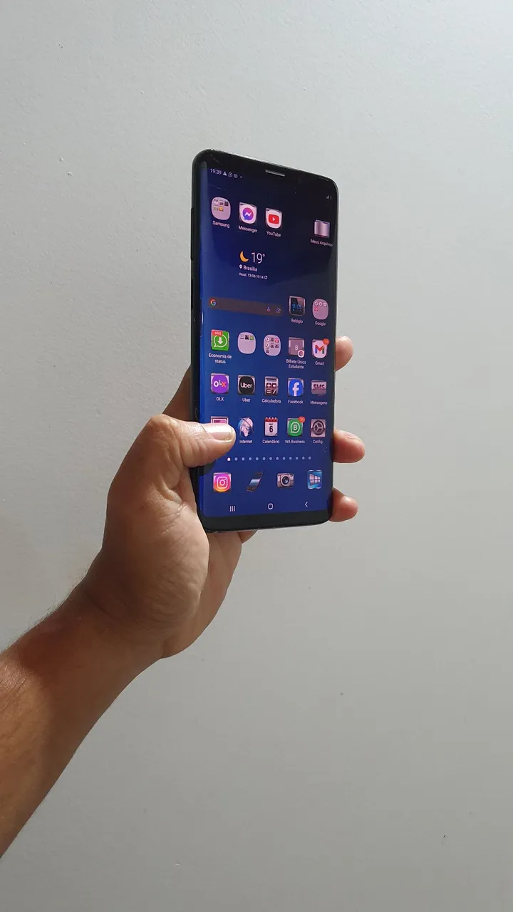 Samsung S9 Plus 128 GB... pra retirada de placa e peças!!! Tela tá falhando...