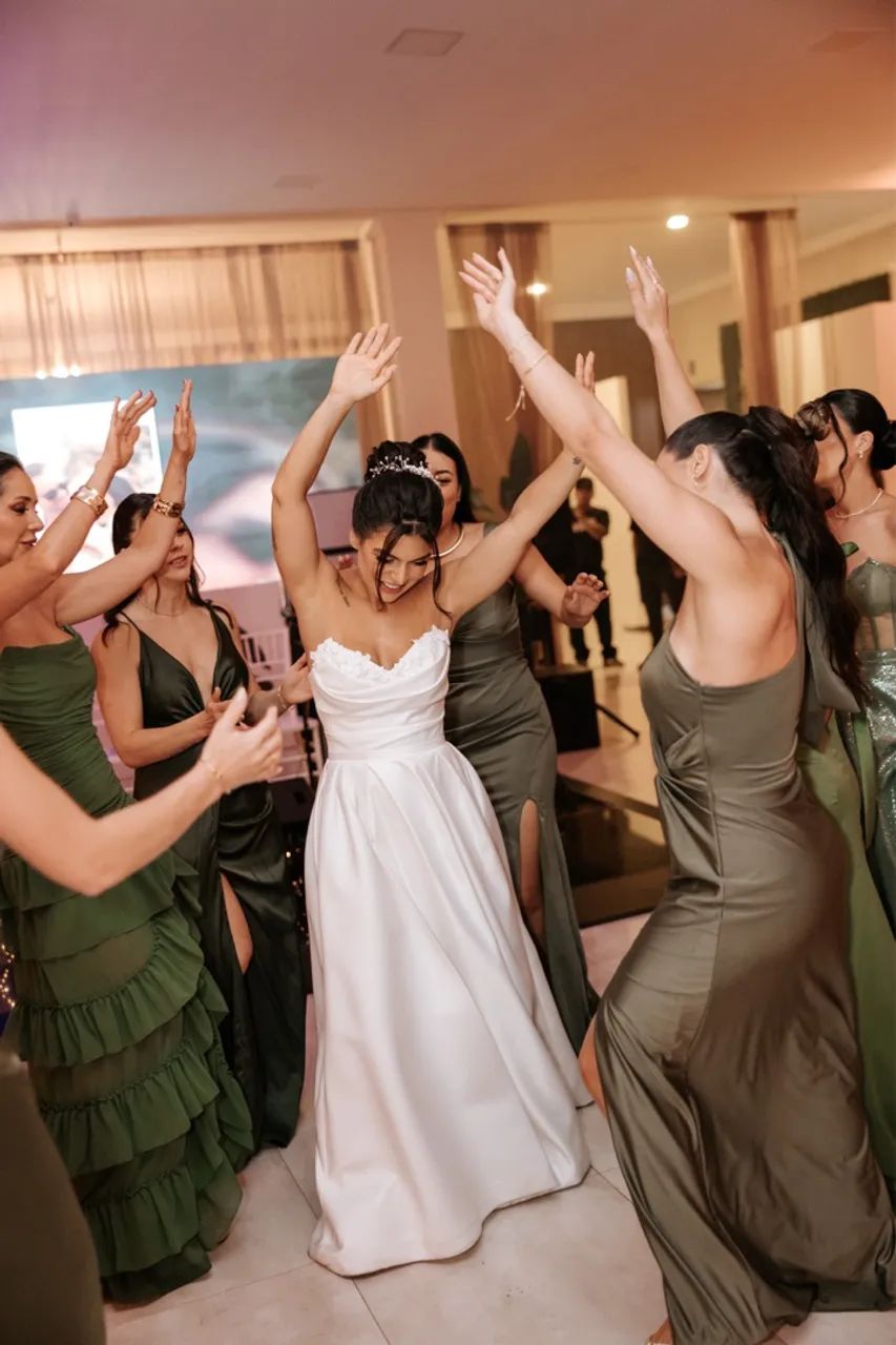 Vestido de casamento Mila nova, perfeito! 