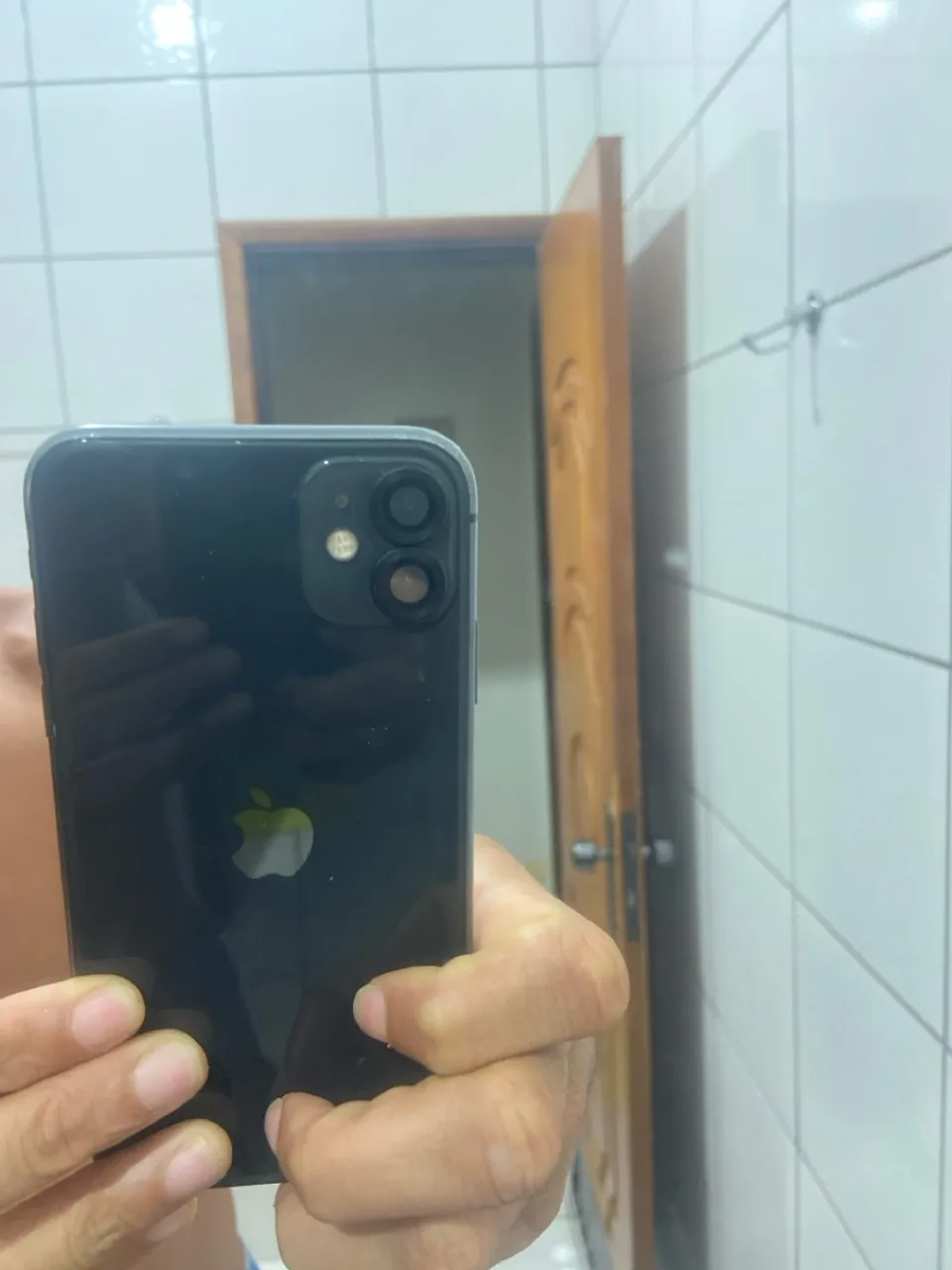 iPhone 11 / 128 GB