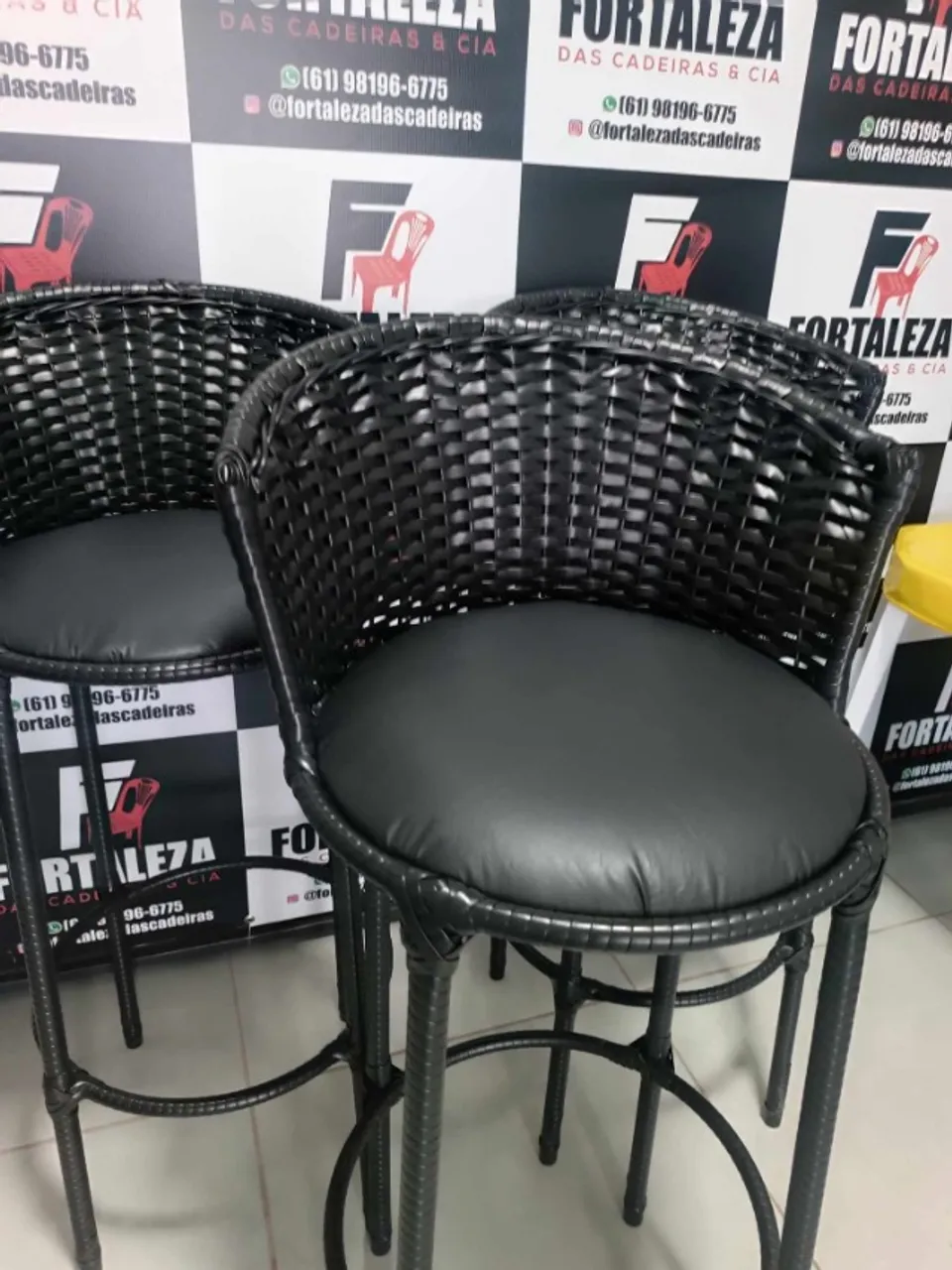 Banqueta modelo banquetão