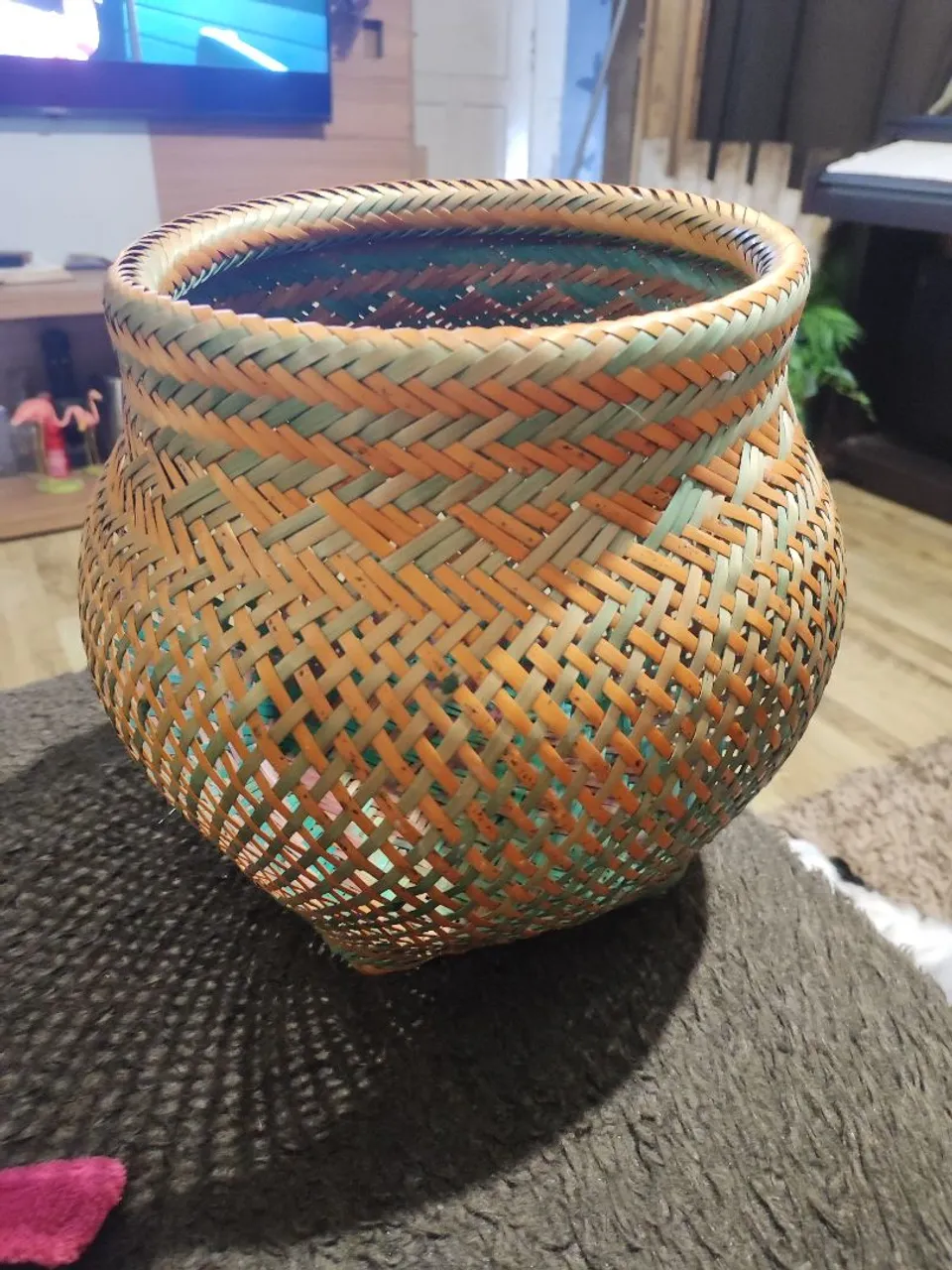 Cesto Decorativo Artesanal em Bambu