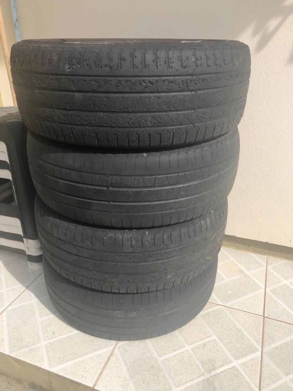 4 Pneus Pirelli usados aro 18 - Foto 2