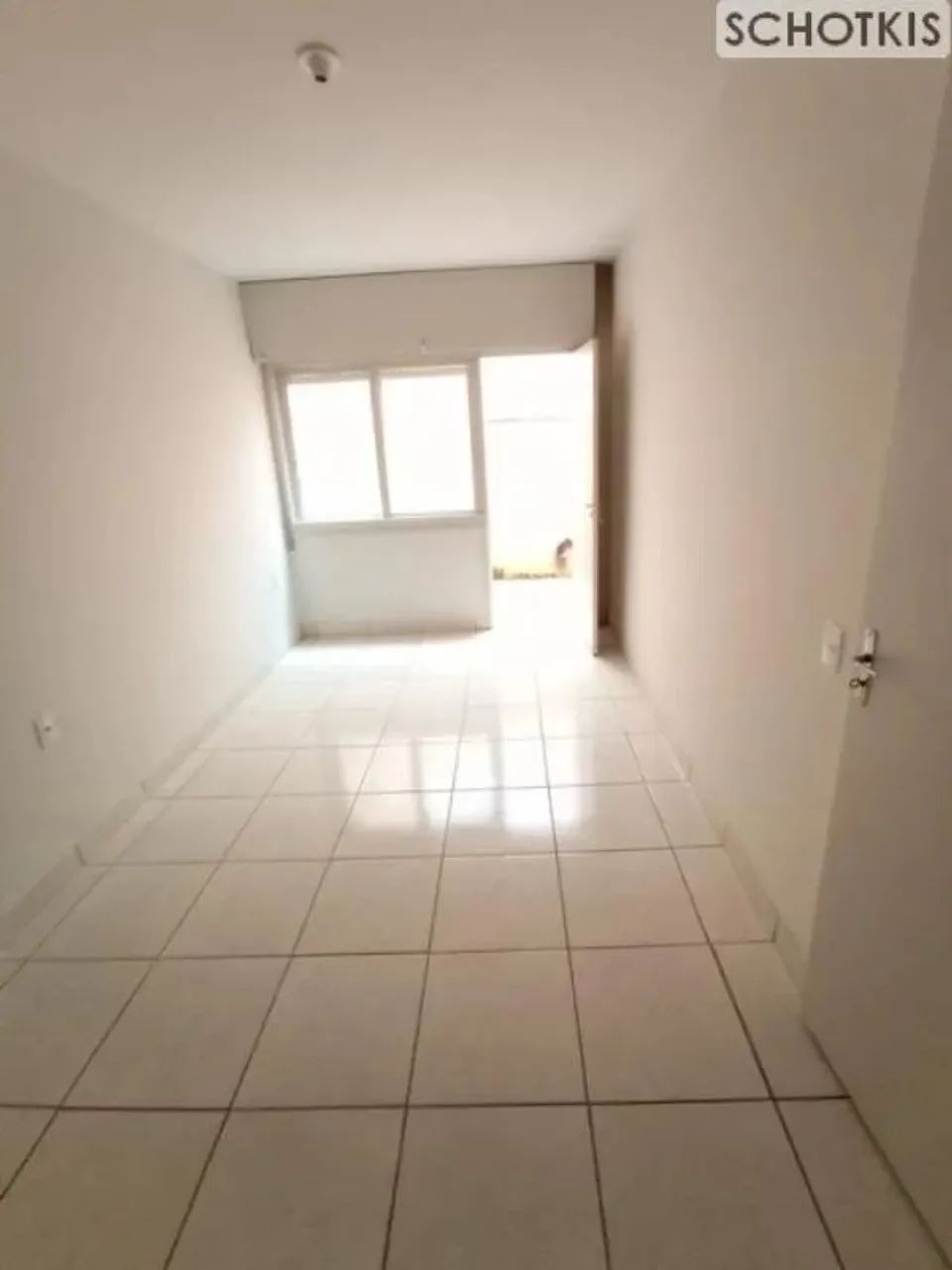 IMOBILIÁRIA SCHOTKIS VENDE COM EXCLUSIVIDADE EXCELENTE E AMPLO 01 DORMITÓRIO, DESOCUPADO,  - Foto 4