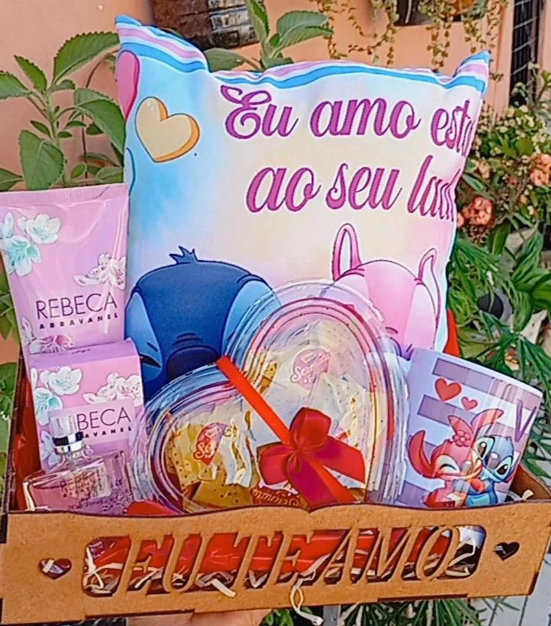 Cesta de produtos de beleza Rebecca