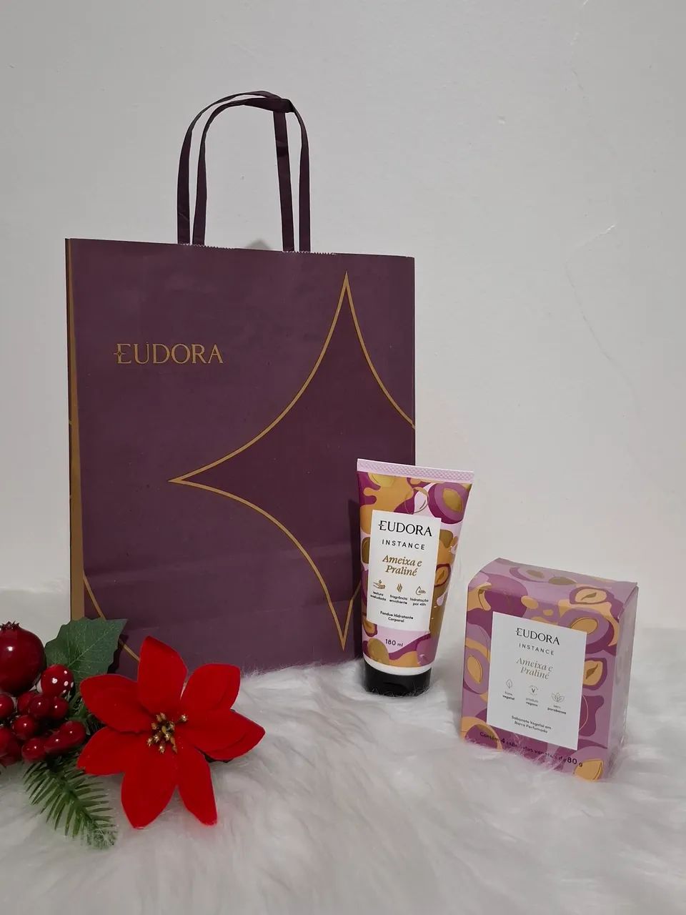 Kit Eudora com hidratante e sabonetes