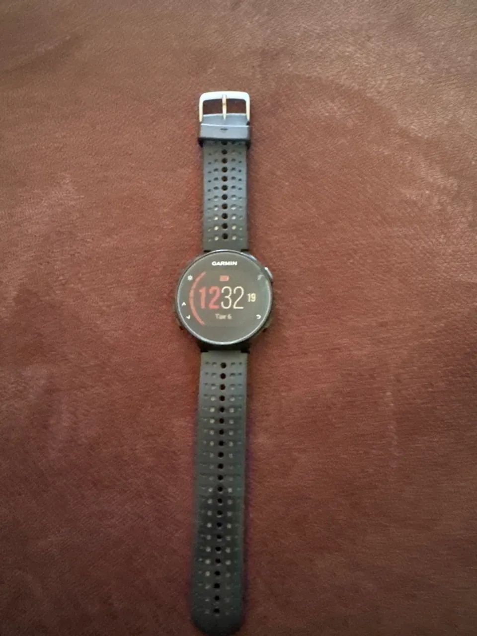 Relógio Smartwatch Garmin Forerunner 235 Smartwatches