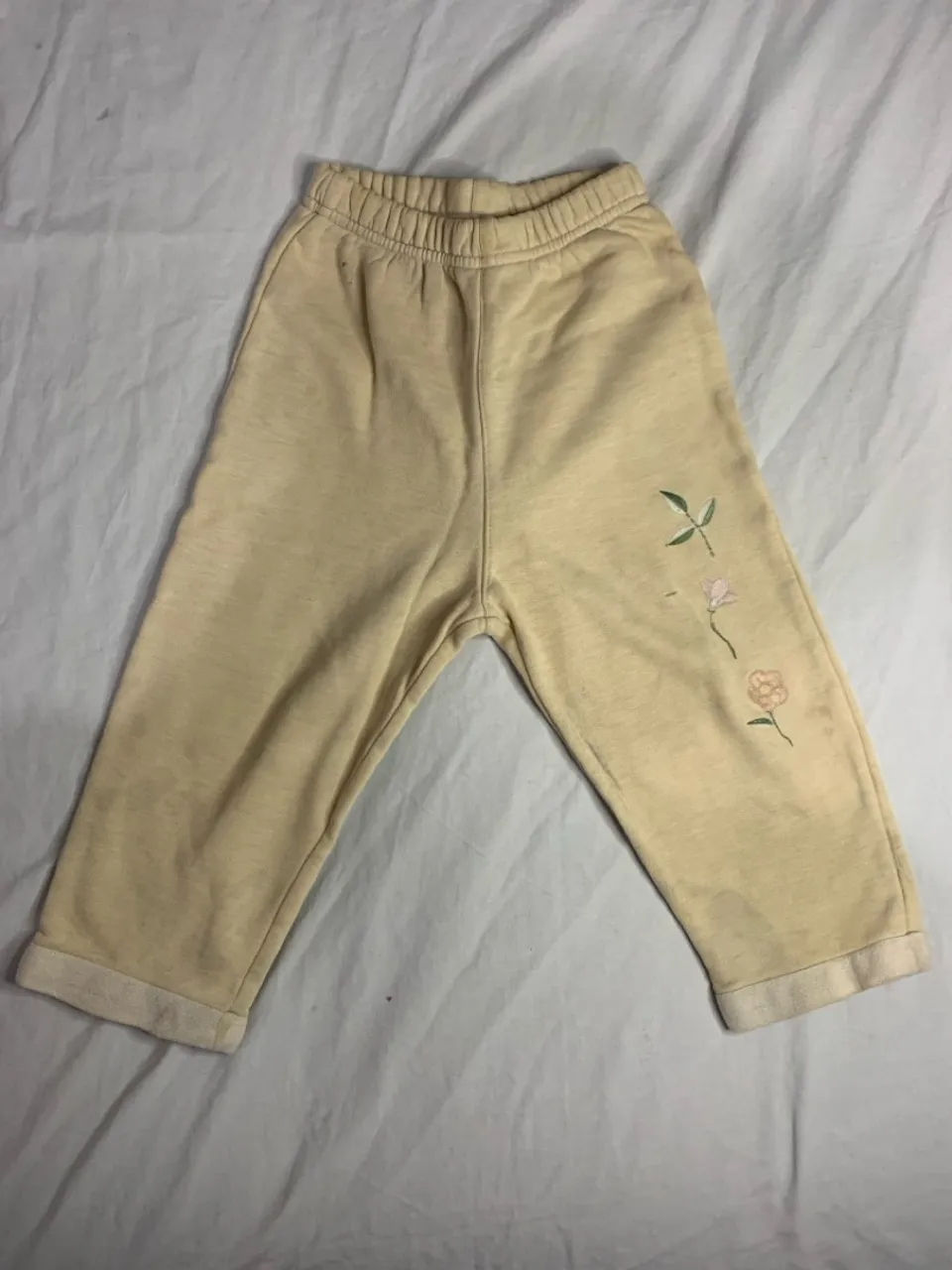Calça infantil bege 
