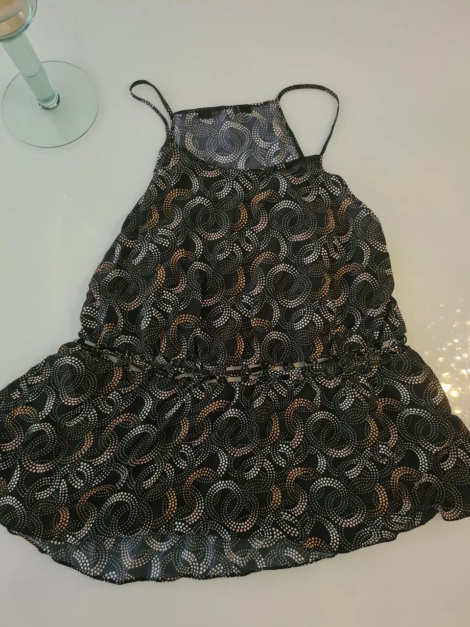 Blusa estampada com detalhes animale