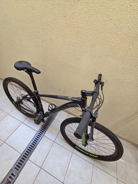Bicicleta Rockrider ST500 Aro 29 (Edição limitada) - Foto 3