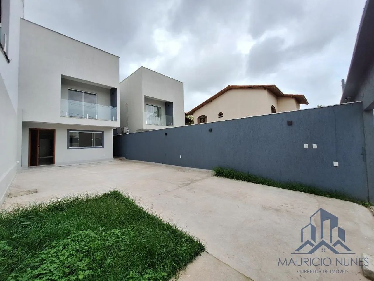 Lindíssima casa 03 q. com suíte para locação. - Foto 3