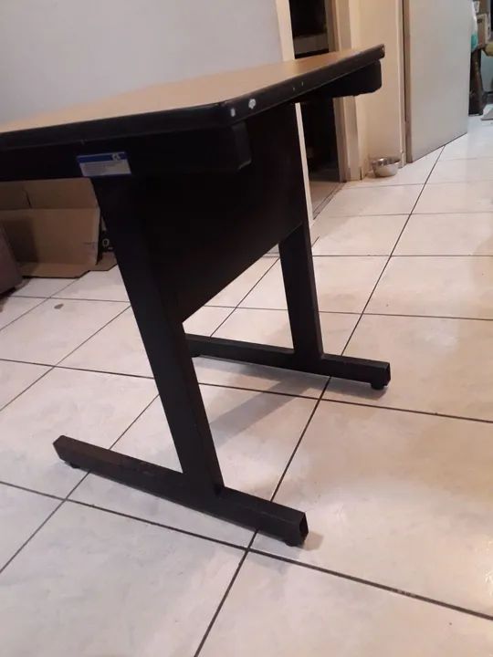 Mesinha Utilitária pra escritório   - Foto 5