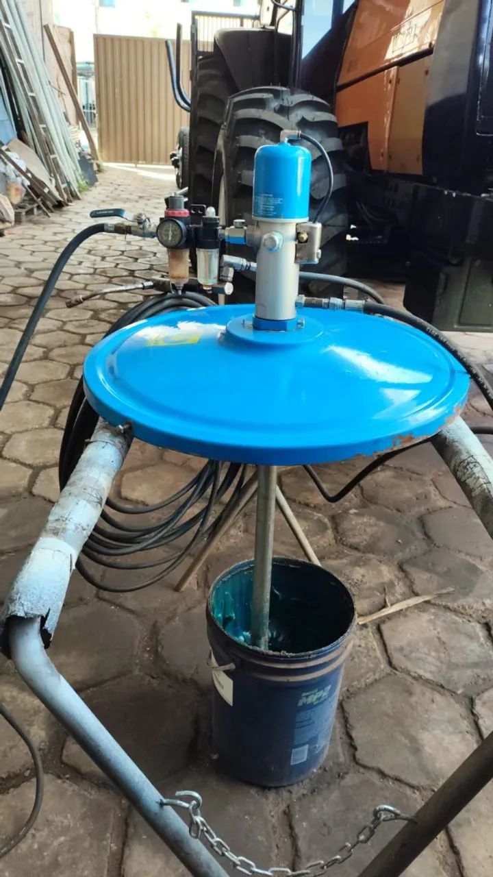 Bomba para graxa pneumática para tambor de 200kg BOZZA - Foto 2