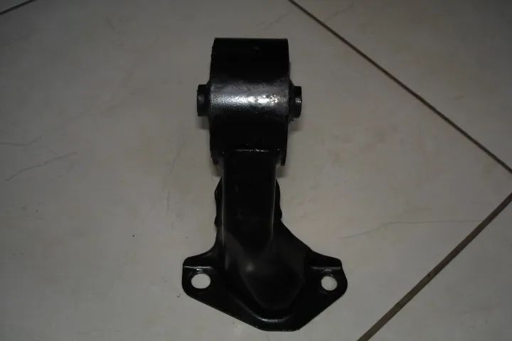 Coxim motor traseiro Lancer. - Foto 3