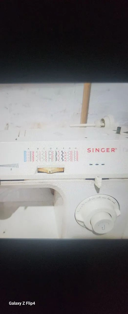 Maquina de costura singer64315479968387120