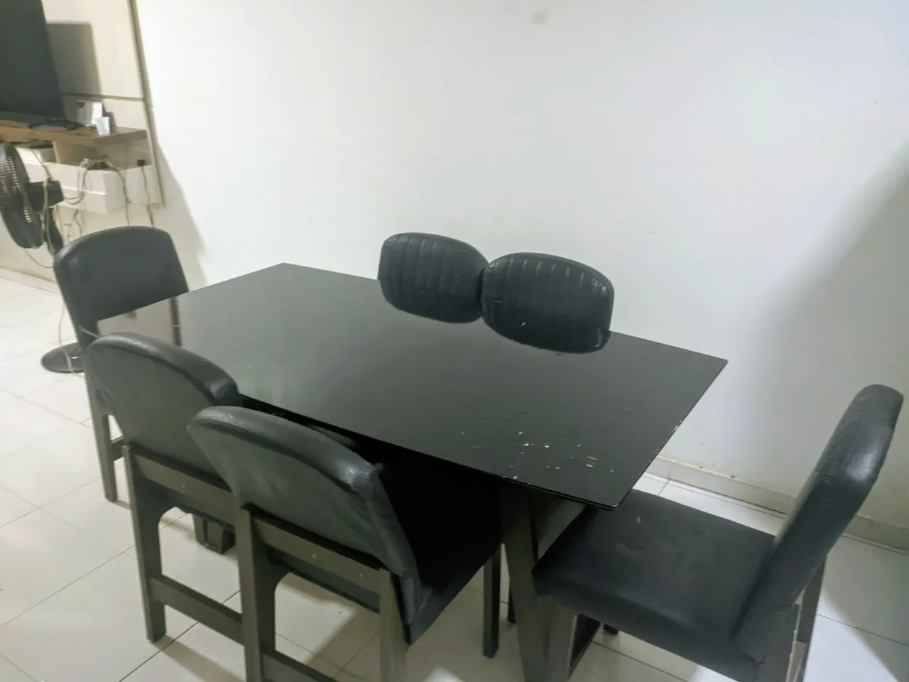 Mesa de Jantar Preta com 6 Cadeiras