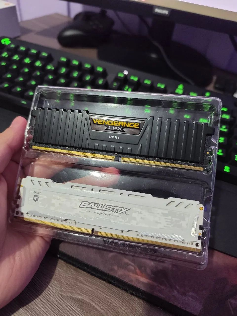 **TORRO**Kit Memória RAM DDR4 16GB - Foto 2