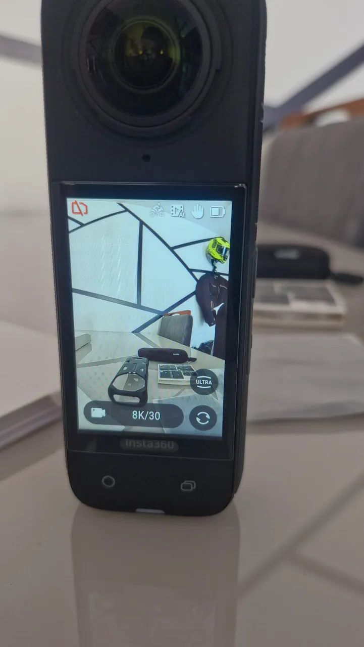 Insta360 X4 - Câmera de Ação 8K - Foto 4