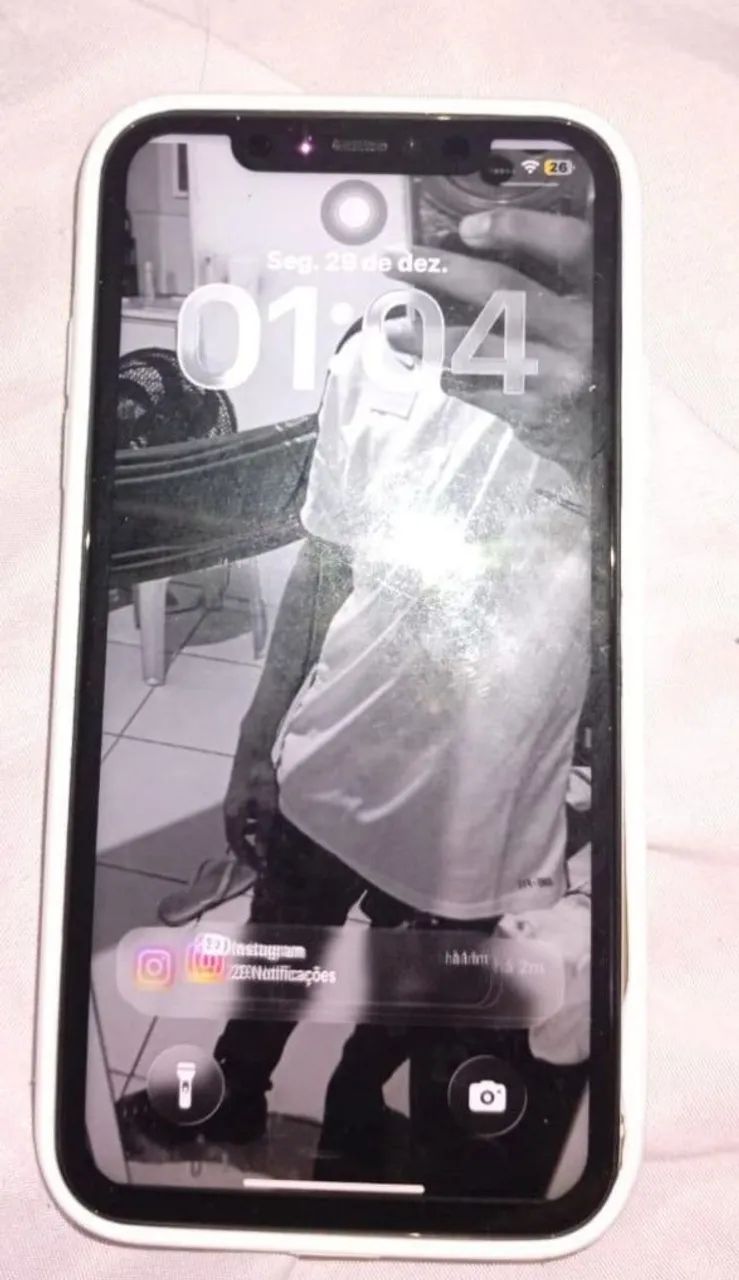 iPhone 11 64gb ( só venda ) R$980,00