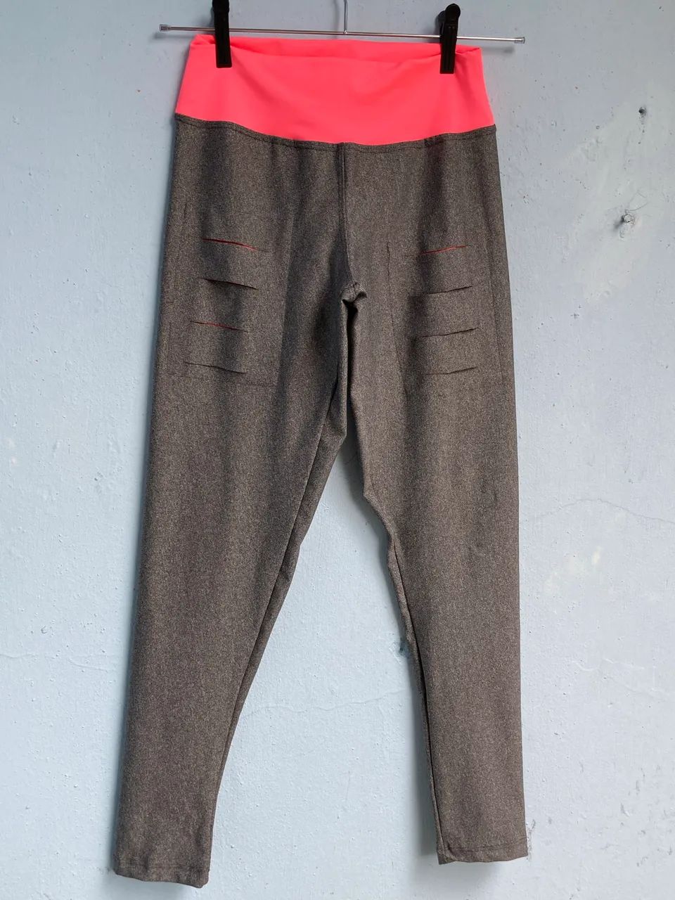 Calça Leggin Feminina de Academia Cinza e Rosa, Tam P(Nova)
