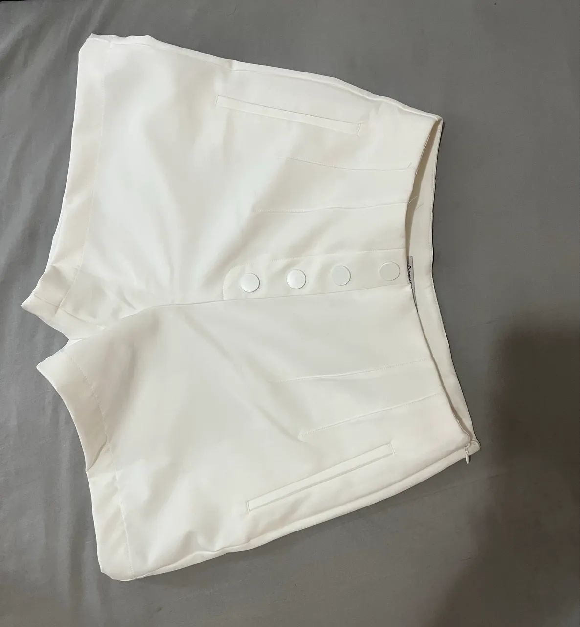 Shorts branco 