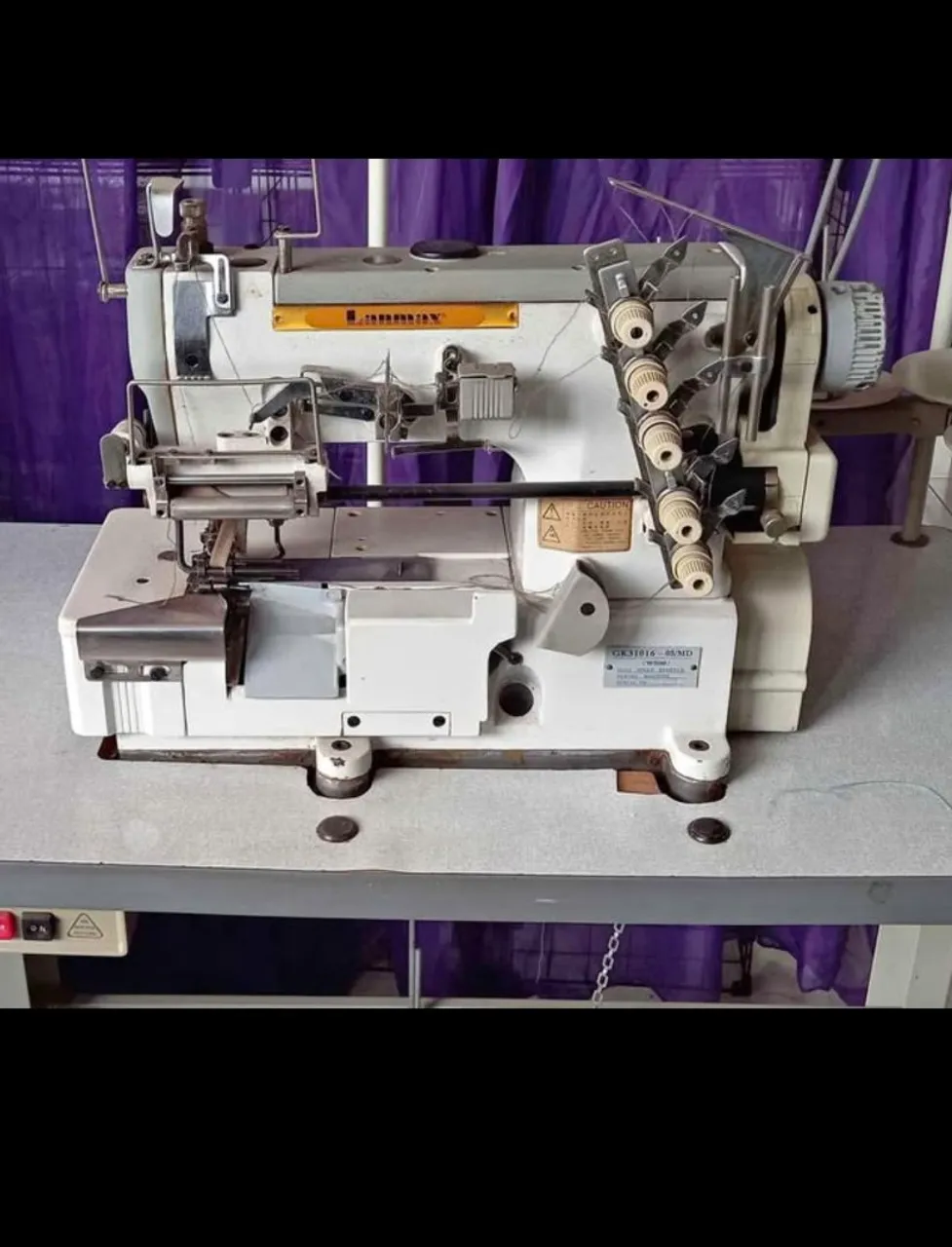 Máquina de Costura Elastiqueira Lanmax BT