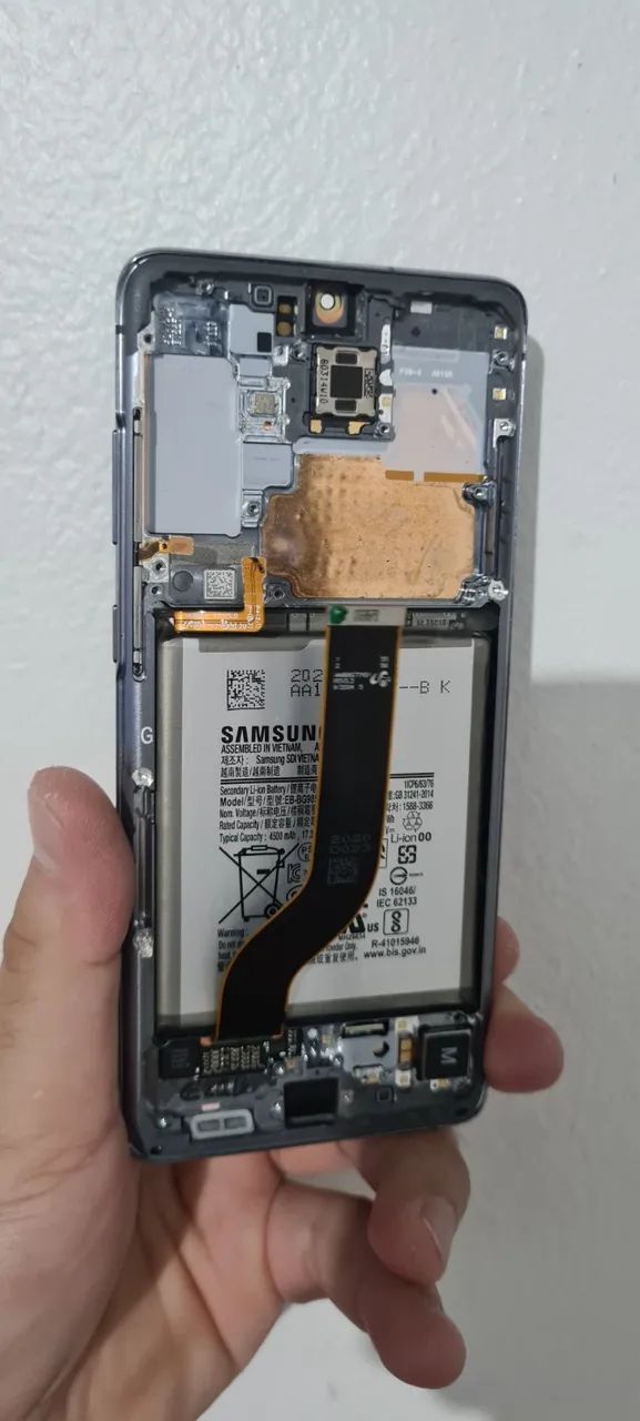 Original Samsung S20 Plus Display – New64315682049410121