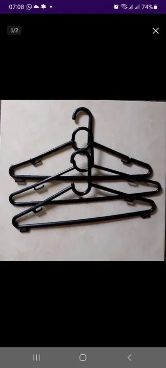 Cabides de plástico - preto