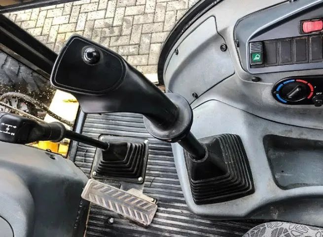 Retroescavadeira  New  Holland  2017 - Foto 4