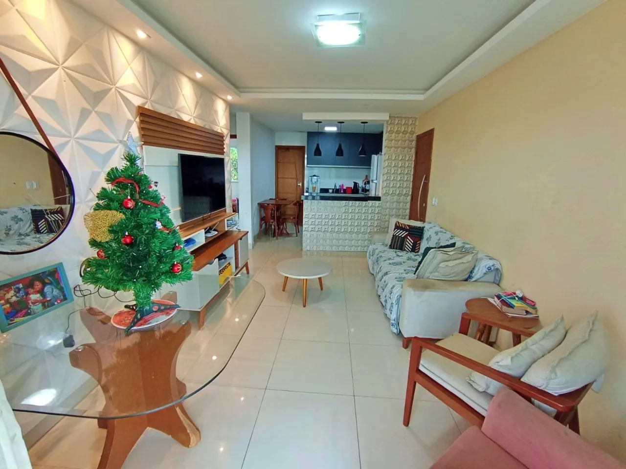 CASA RESIDENCIAL + PONTO COMERCIAL.