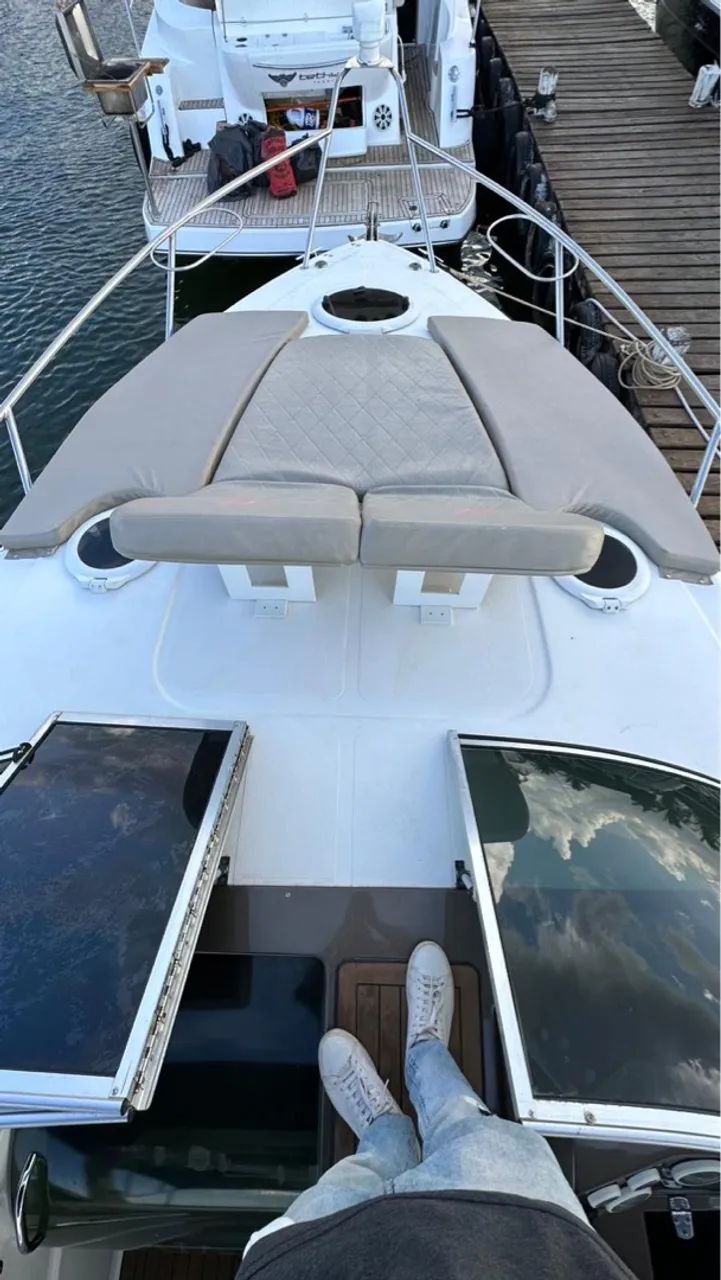 Lancha Cimitarra 340 com 2x Motores Mercruiser 4.3 220Hp 2012 Cota 25% - Foto 8