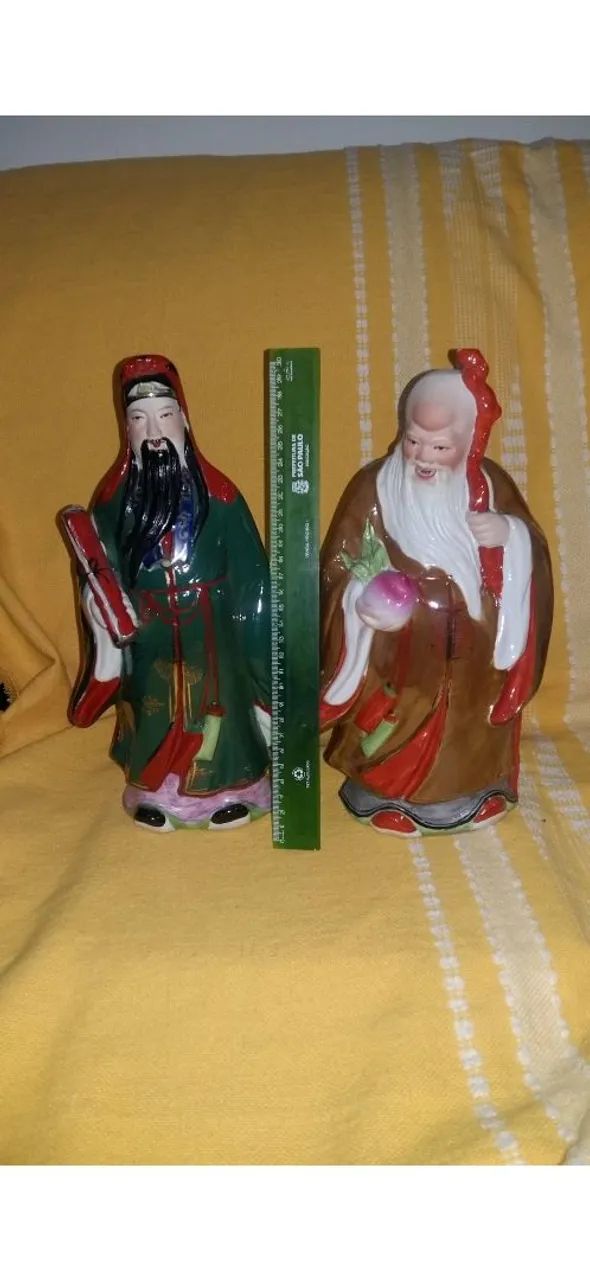 Esculturas sábios de porcelana 